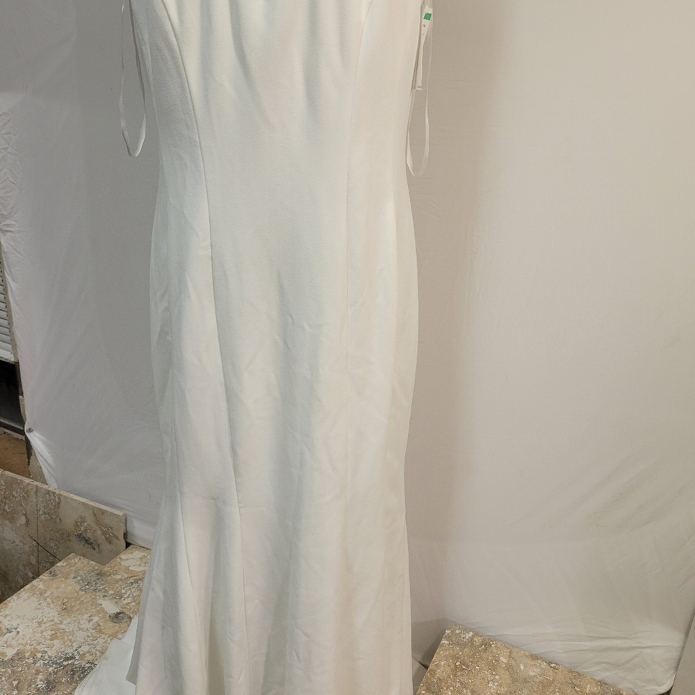 Xscape cream gown Size 12 - Picture 7 of 16